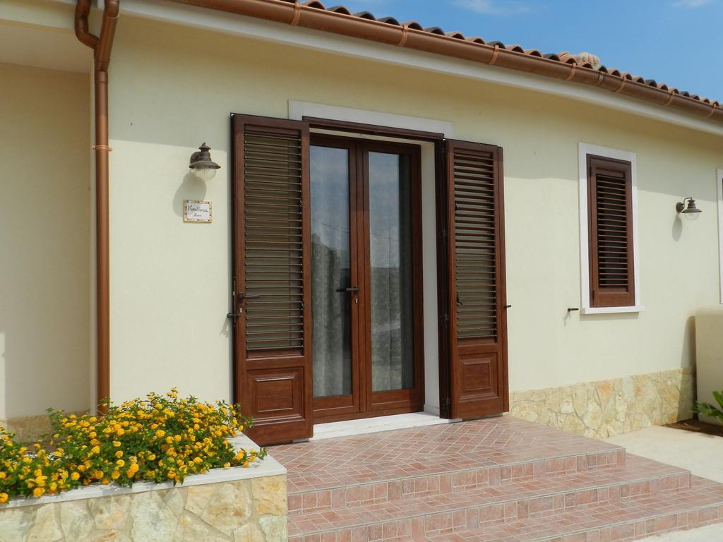 Baglio Olivastro Bed & Breakfast Digerbato Bilik gambar