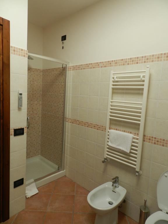 Baglio Olivastro Bed & Breakfast Digerbato Bilik gambar