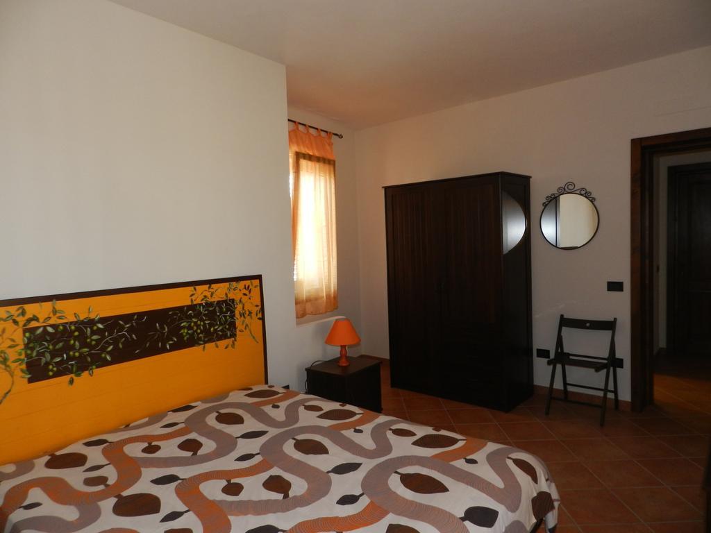 Baglio Olivastro Bed & Breakfast Digerbato Bilik gambar