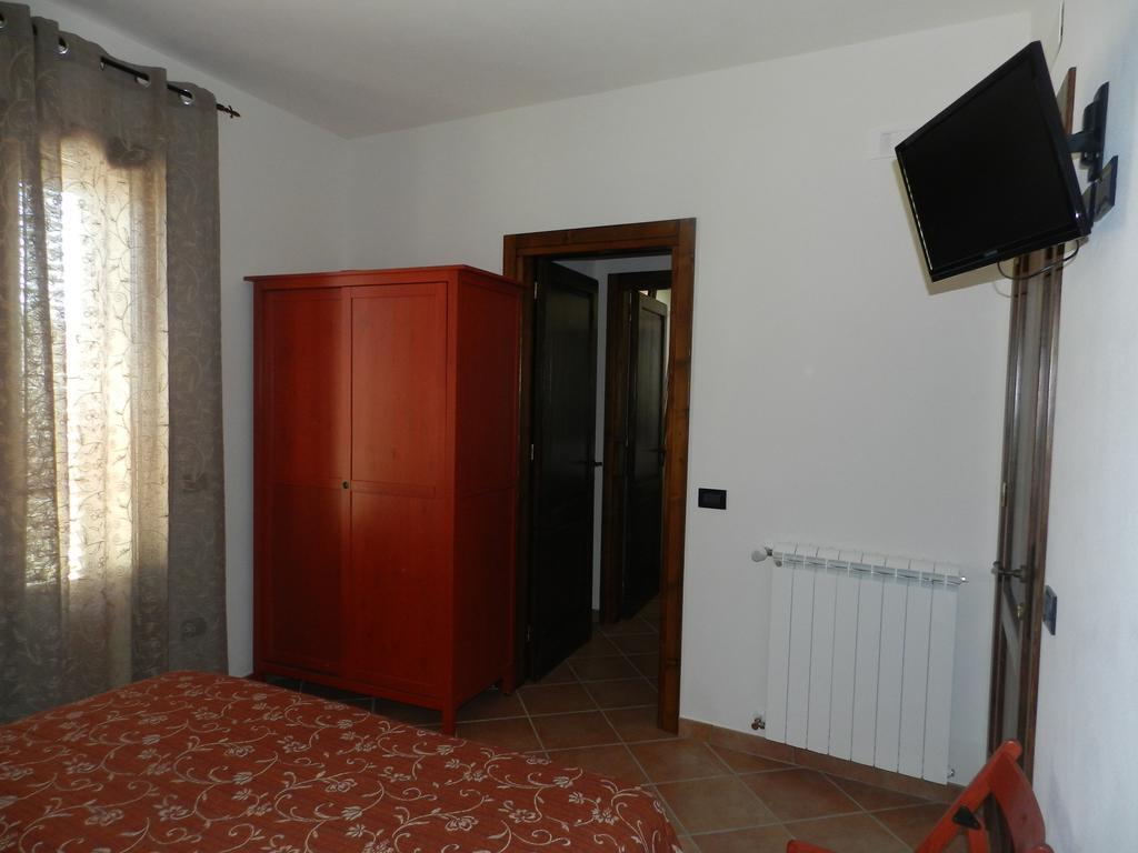 Baglio Olivastro Bed & Breakfast Digerbato Bilik gambar