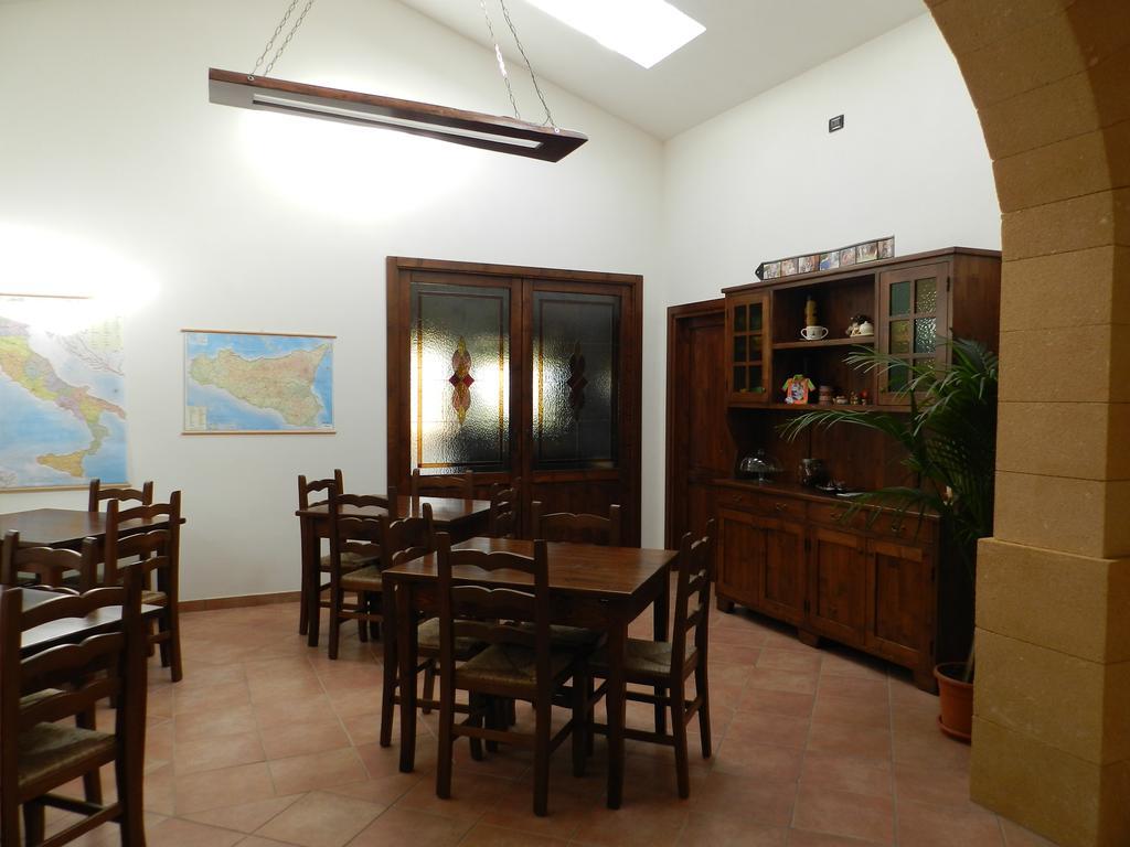 Baglio Olivastro Bed & Breakfast Digerbato Luaran gambar